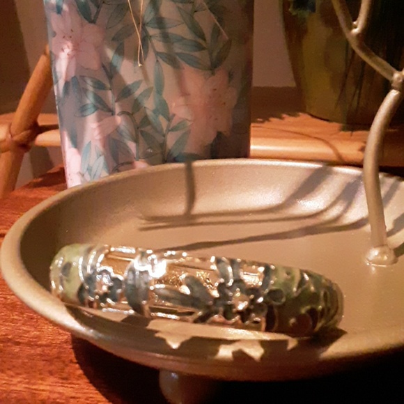 (3 For $10) - Picture 3 of 4